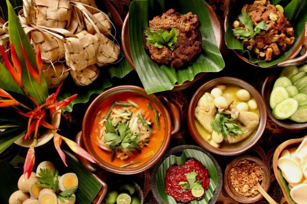 Destinasi Wisata Kuliner Khas Indonesia Paling Autentik